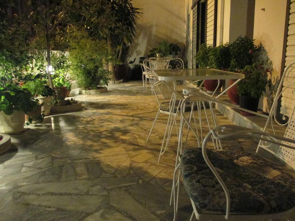 Nick House Hotel Plomari Exterior photo