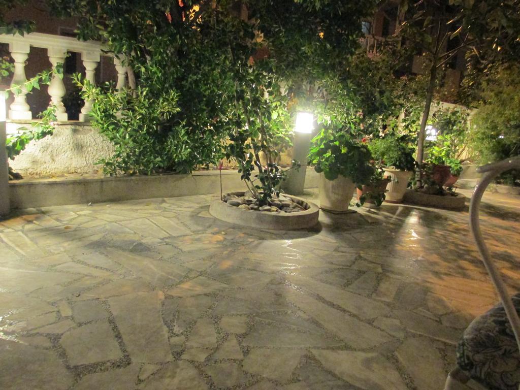 Nick House Hotel Plomari Exterior photo